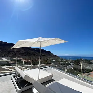 Billy's Marina 360 With Pool Access , Puerto De Mogan Spain